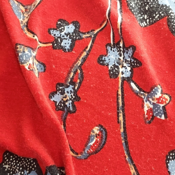 Dalia Cold Shoulder Blouse - Picture 5 of 7